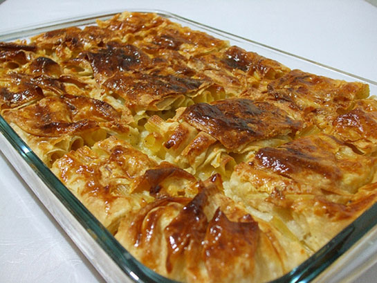 Yufkalı Makarna Böreği Tarifi ve Malzemeleri